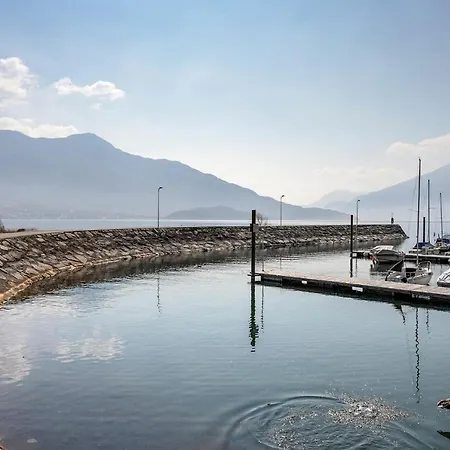 Daire Yellow View By Halldis