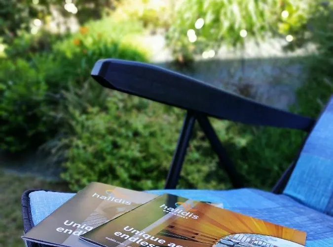 Yellow View By Halldis Lägenhet