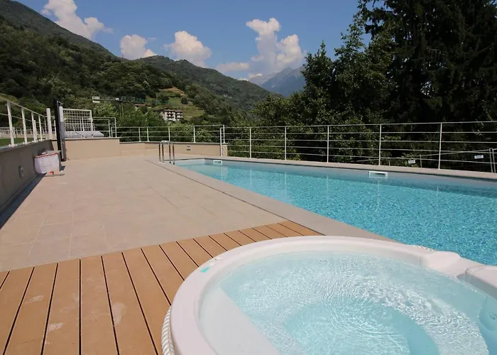 Lägenhet Yellow View By Halldis Gera Lario