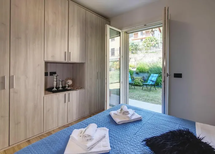 Yellow View By Halldis *