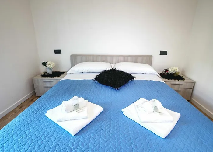 Lägenhet Yellow View By Halldis *